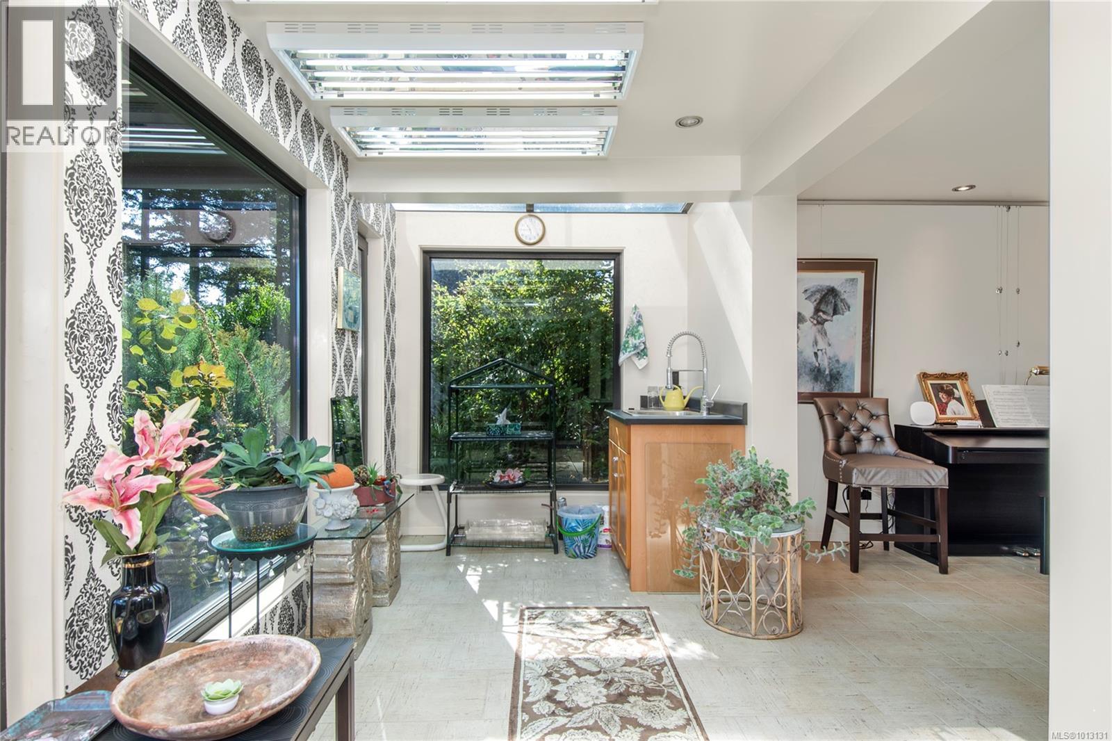 1093 Ash St, Campbell River