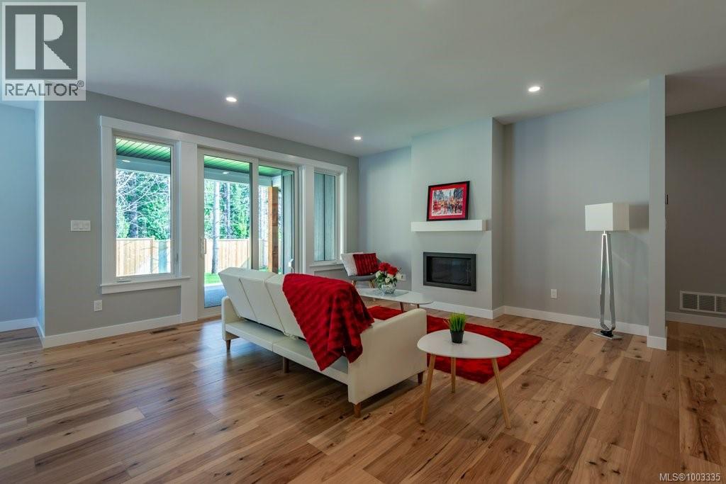 758 Sitka St, Campbell River