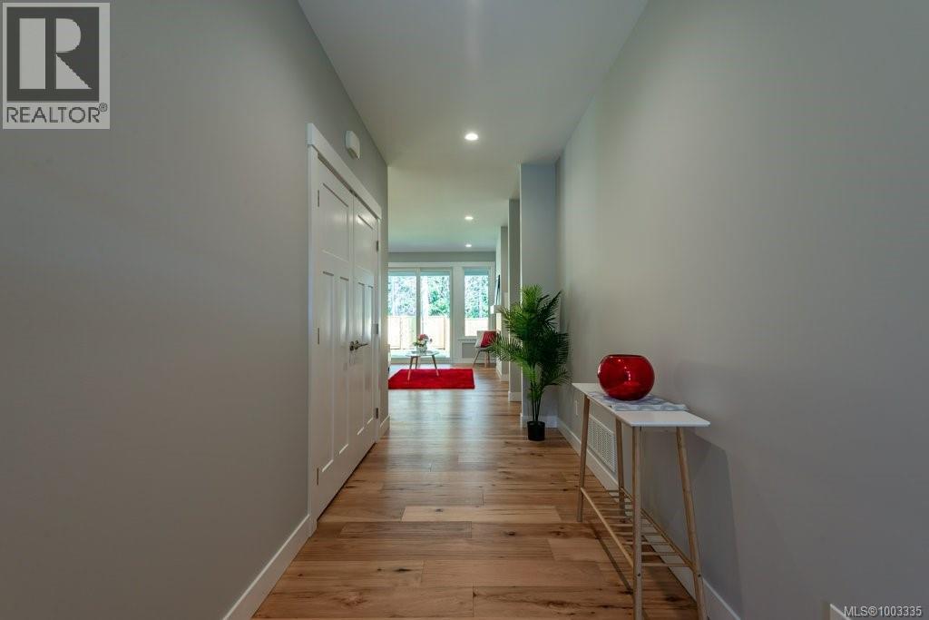 758 Sitka St, Campbell River