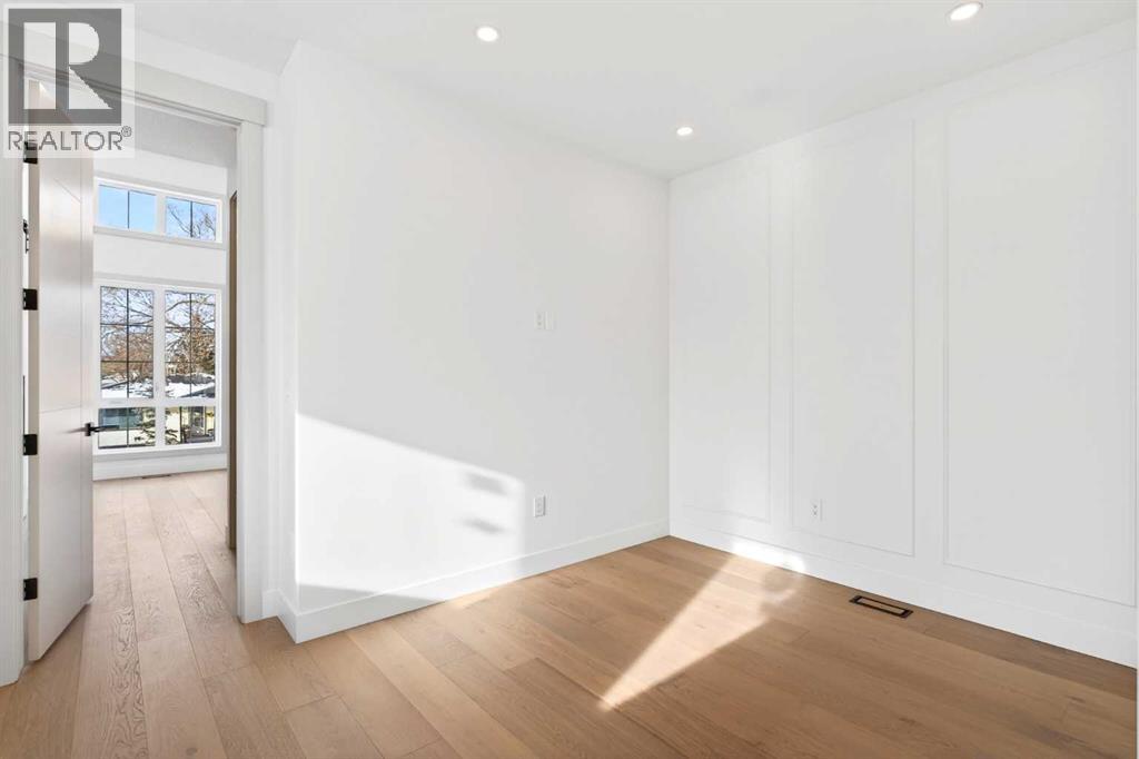 Single Family House for Sale in   Street SW Glenbrook Calgary 