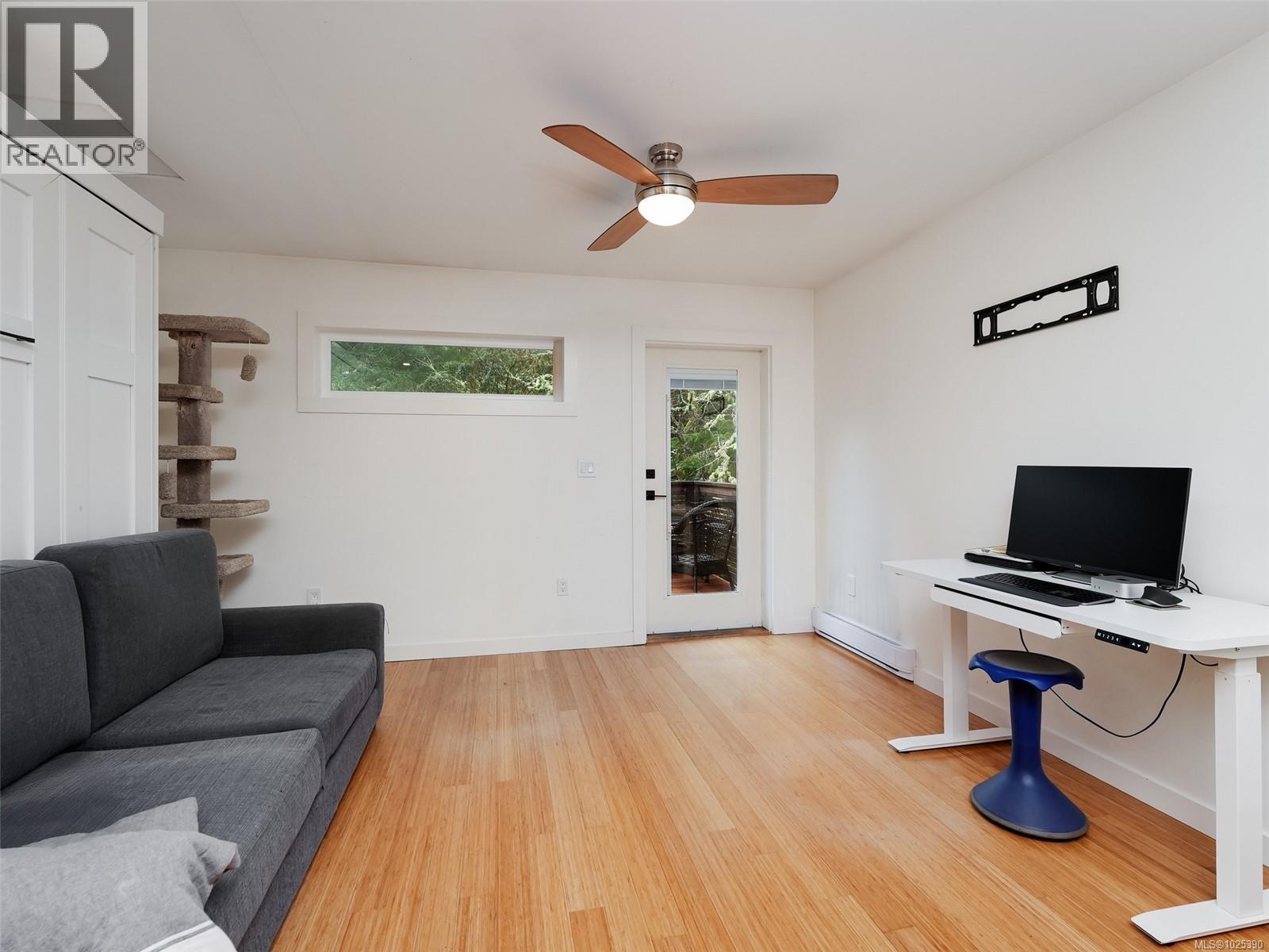 275 Moss Hill Pl, Metchosin