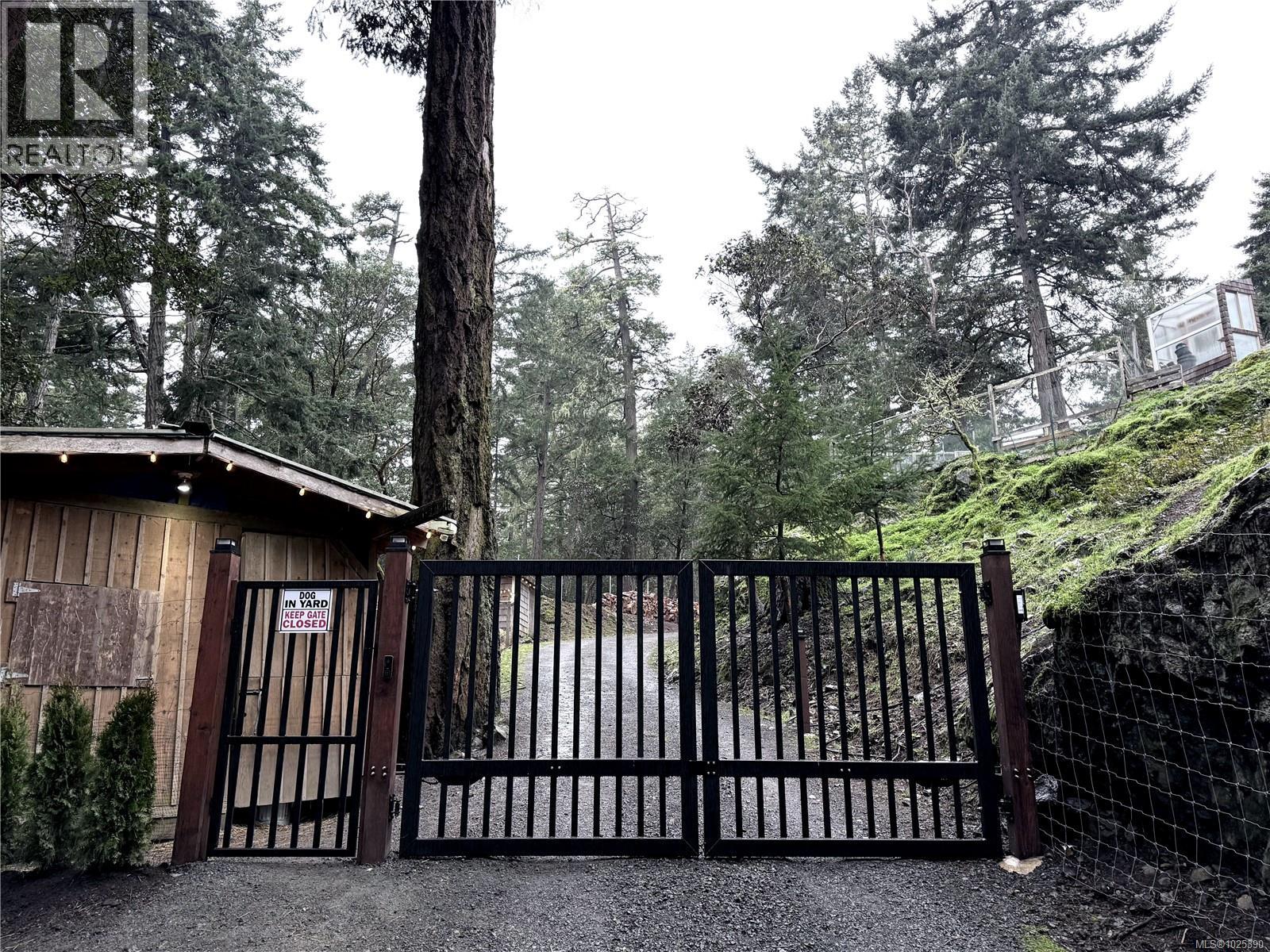 275 Moss Hill Pl, Metchosin