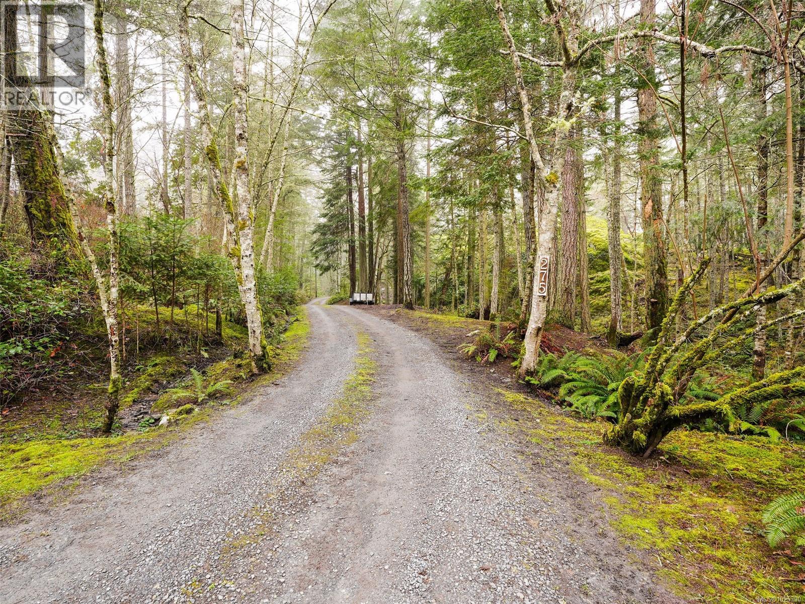 275 Moss Hill Pl, Metchosin