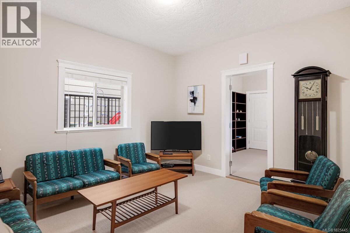 2333 Copper Rock Crt, Langford