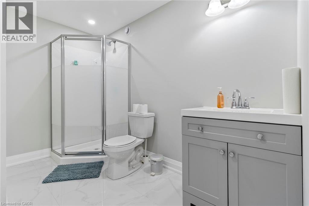 24 TAMARACK Way - 33