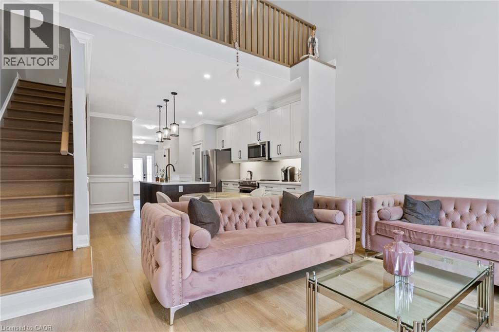 24 TAMARACK Way - 12