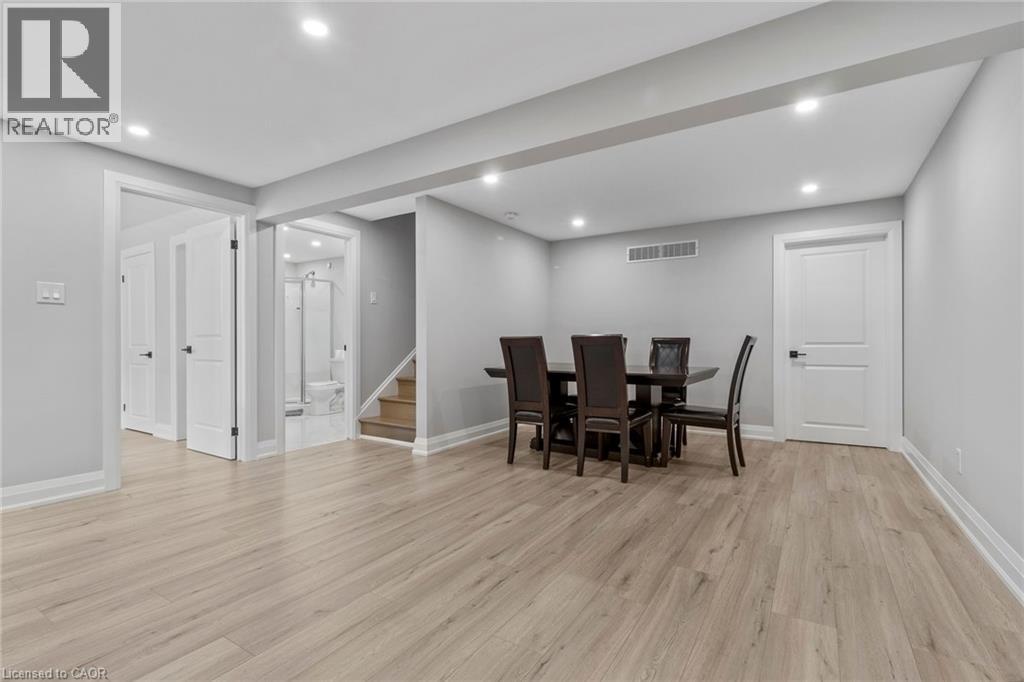 24 TAMARACK Way - 29