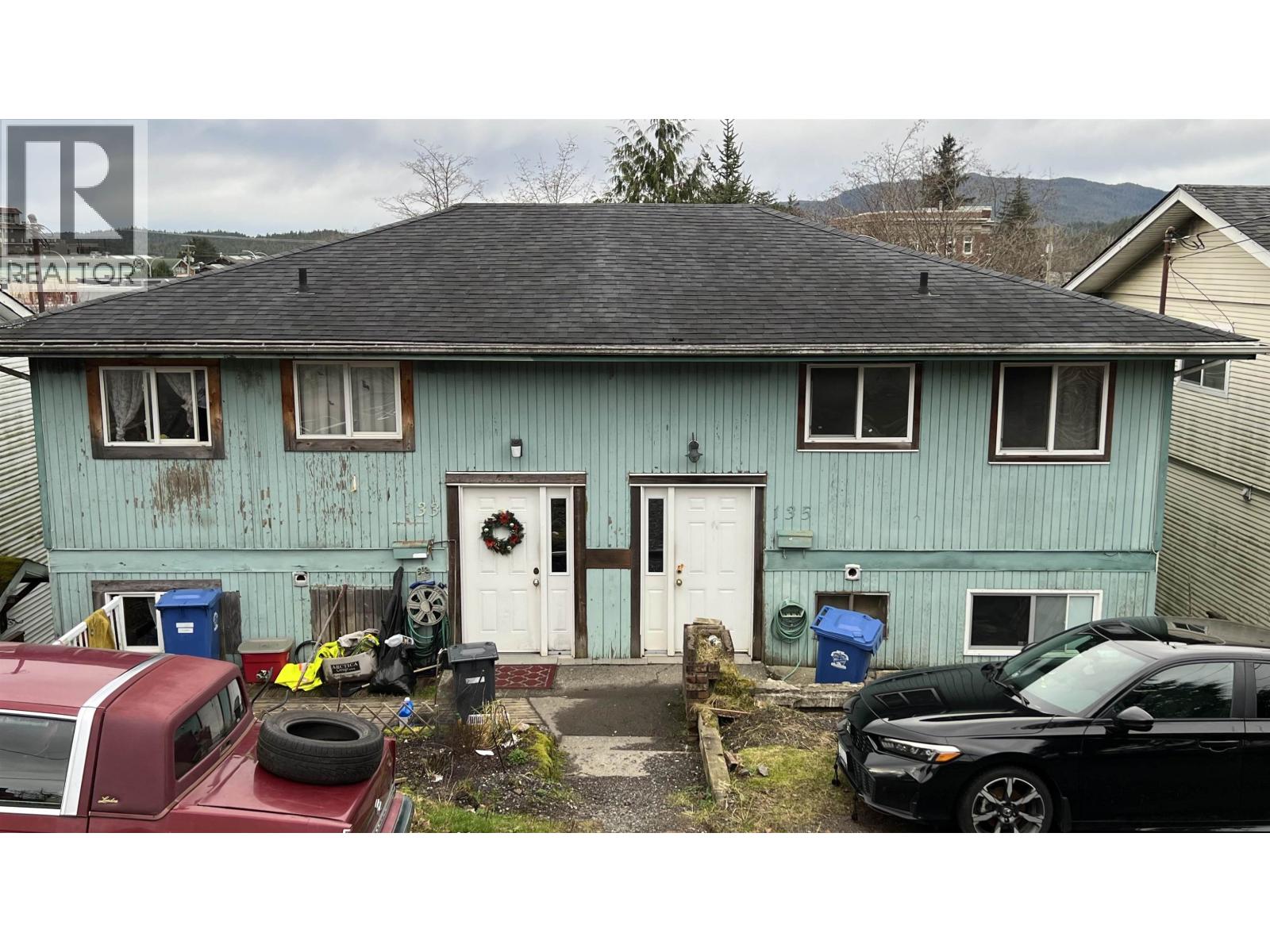 133-135 E 4TH AVENUE - 1