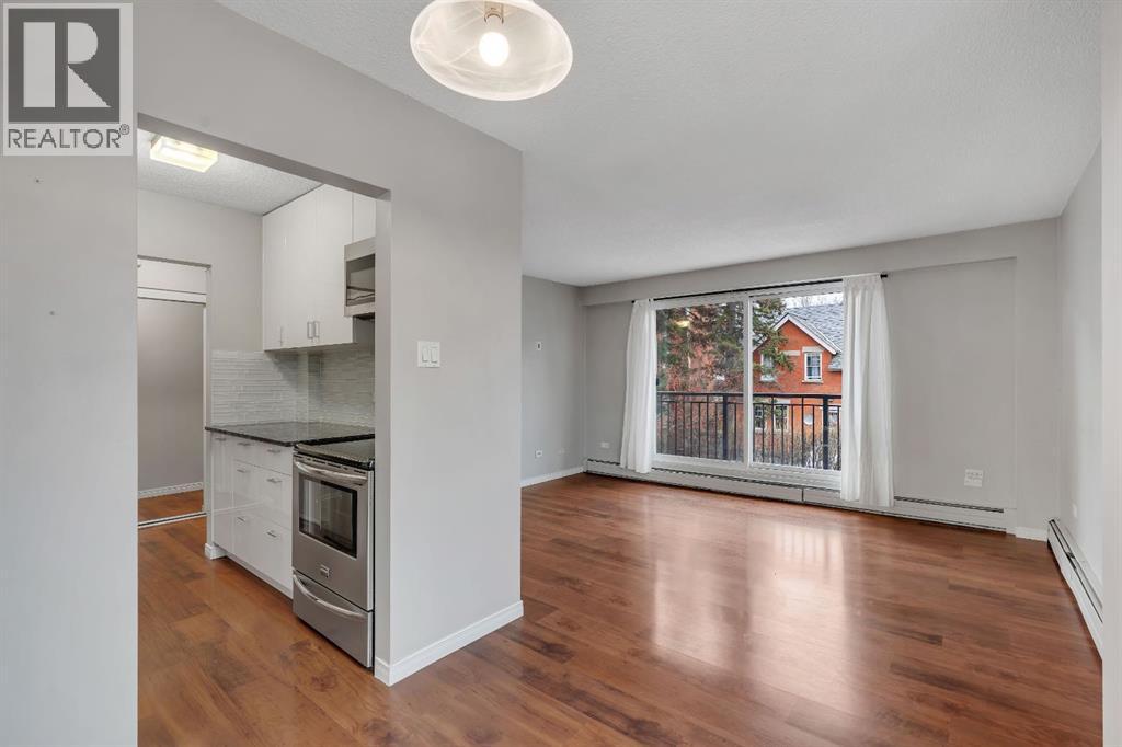 Single Family House for Sale in    Avenue SW Bankview Calgary 