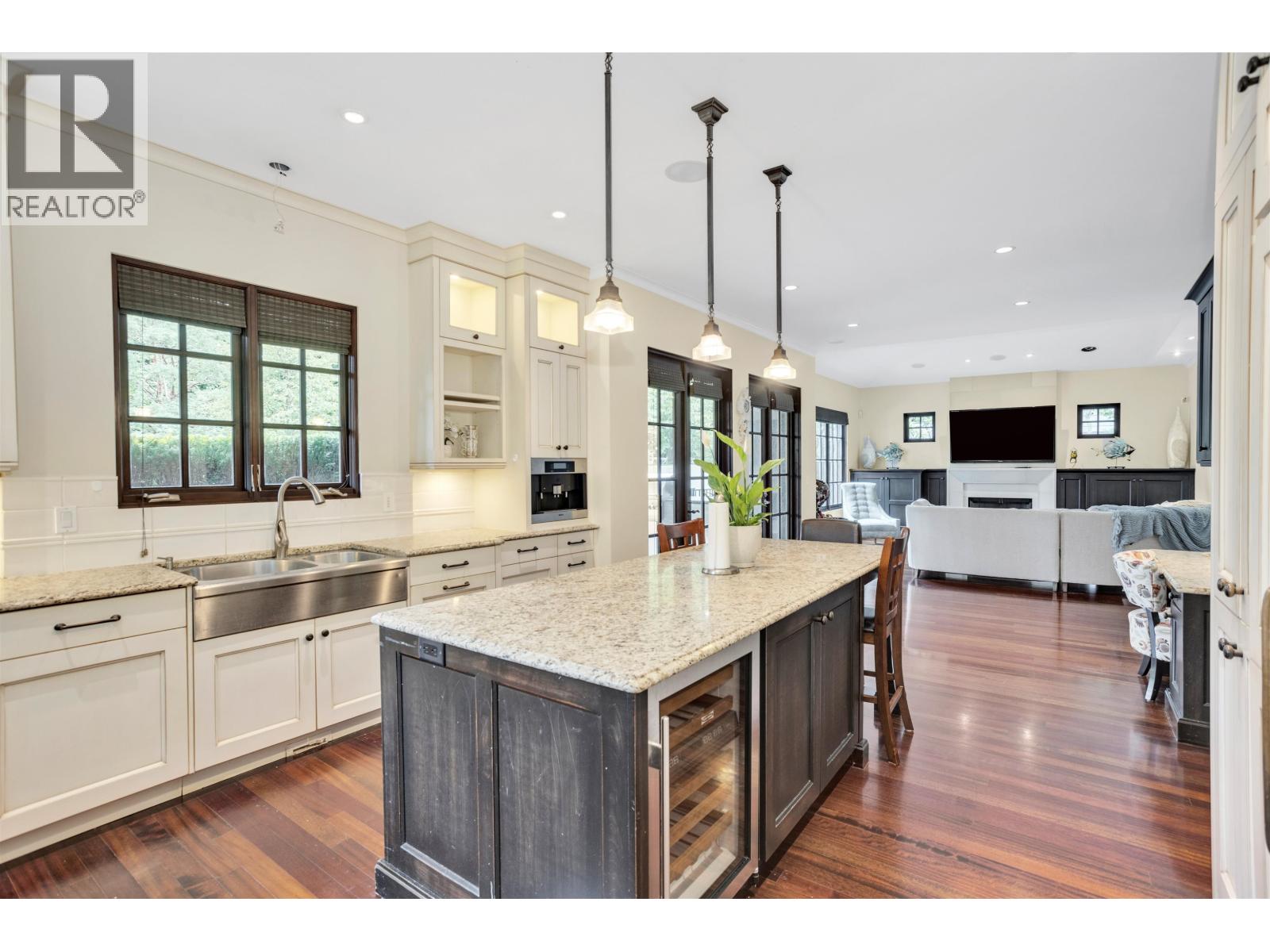 1807 ACADIA ROAD, Vancouver