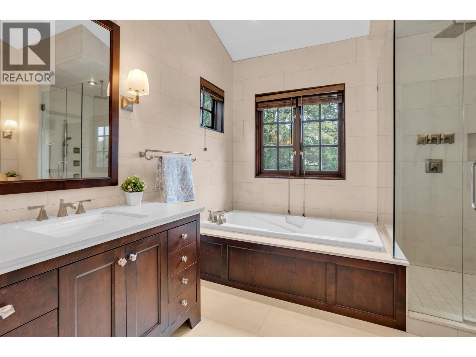 1807 ACADIA ROAD, Vancouver