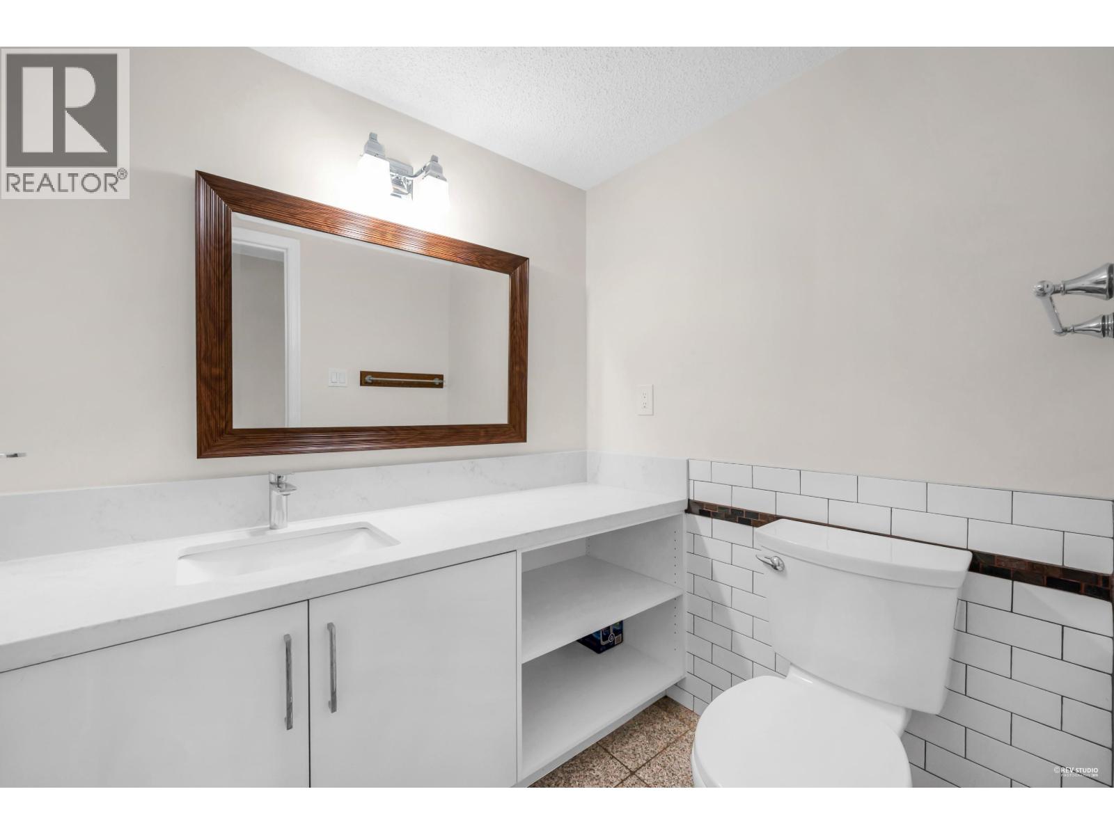 1620 NANAIMO STREET, New Westminster