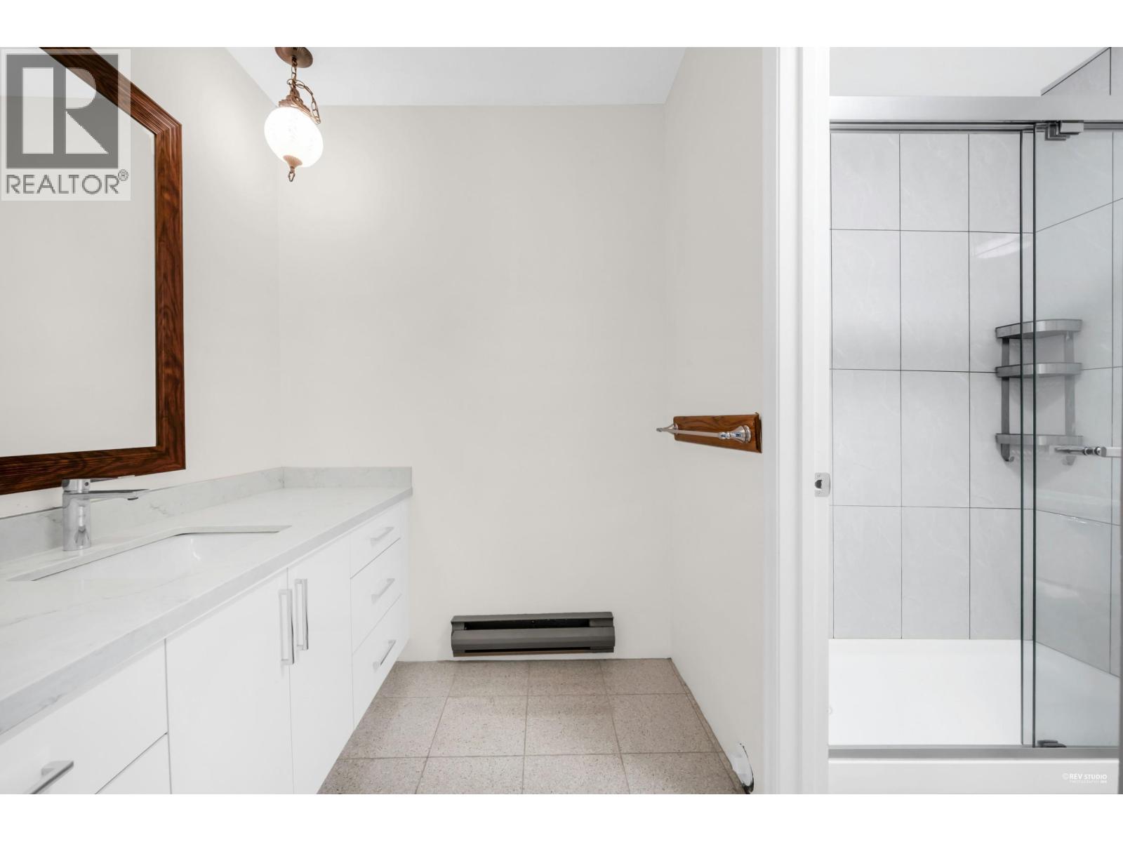 1620 NANAIMO STREET, New Westminster