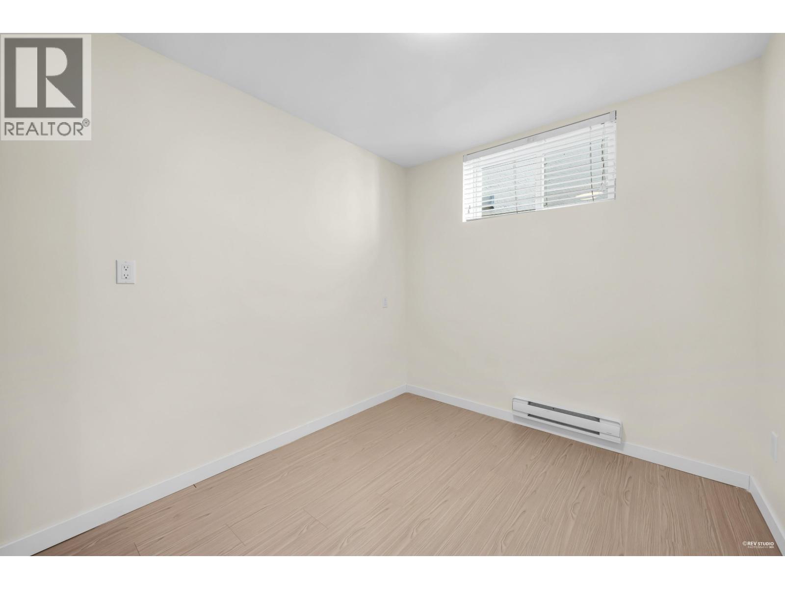 1620 NANAIMO STREET, New Westminster