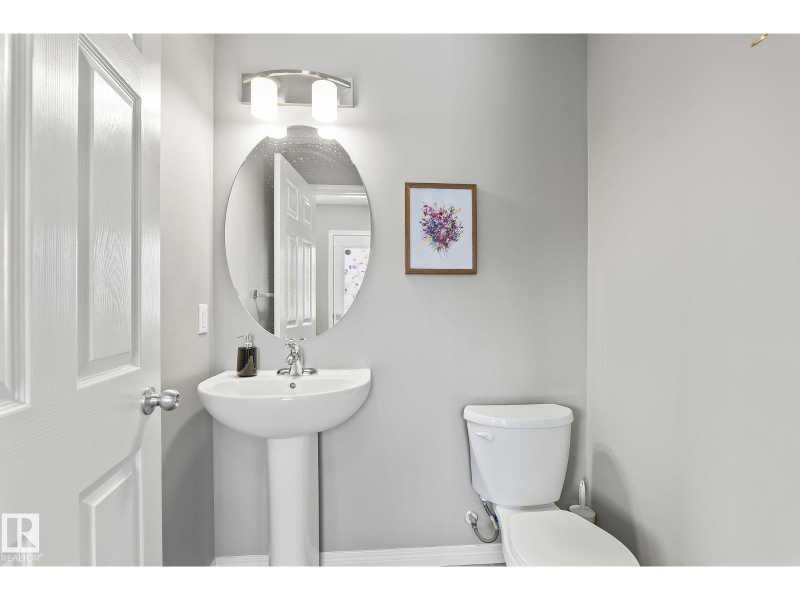 3221 CHERRY CRES SW SW - 13