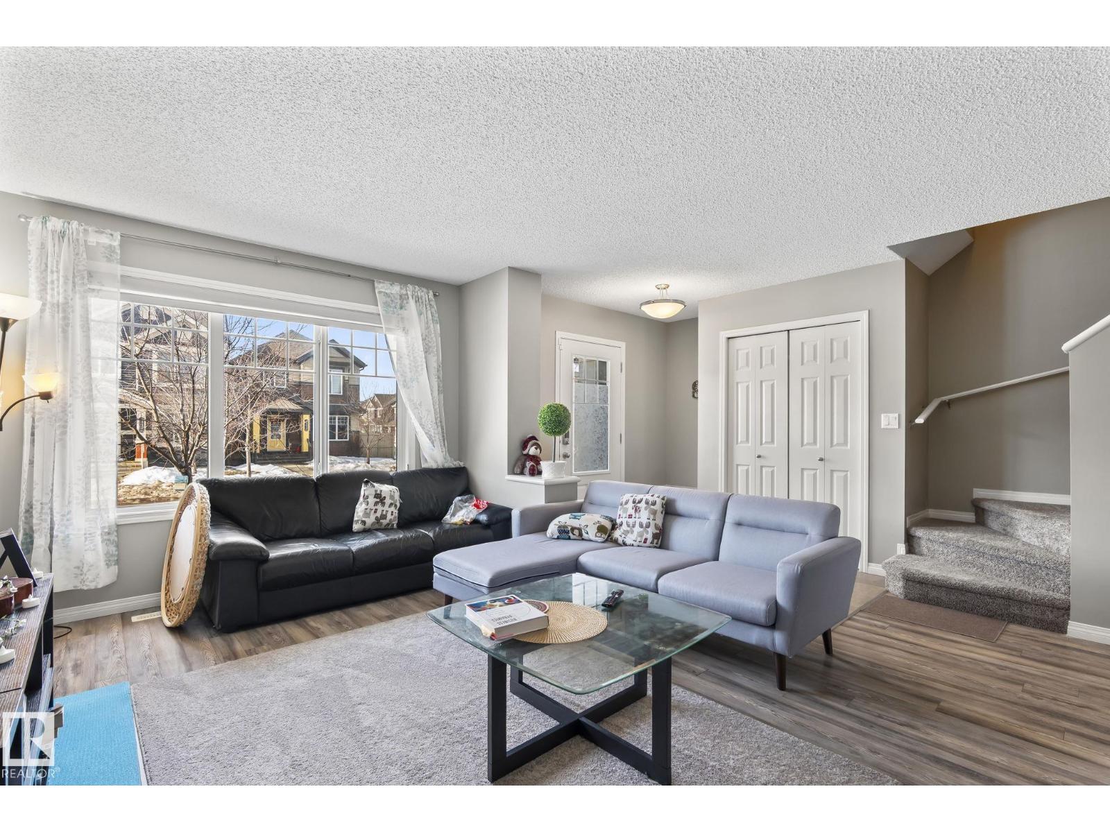 3221 CHERRY CRES SW SW - 7
