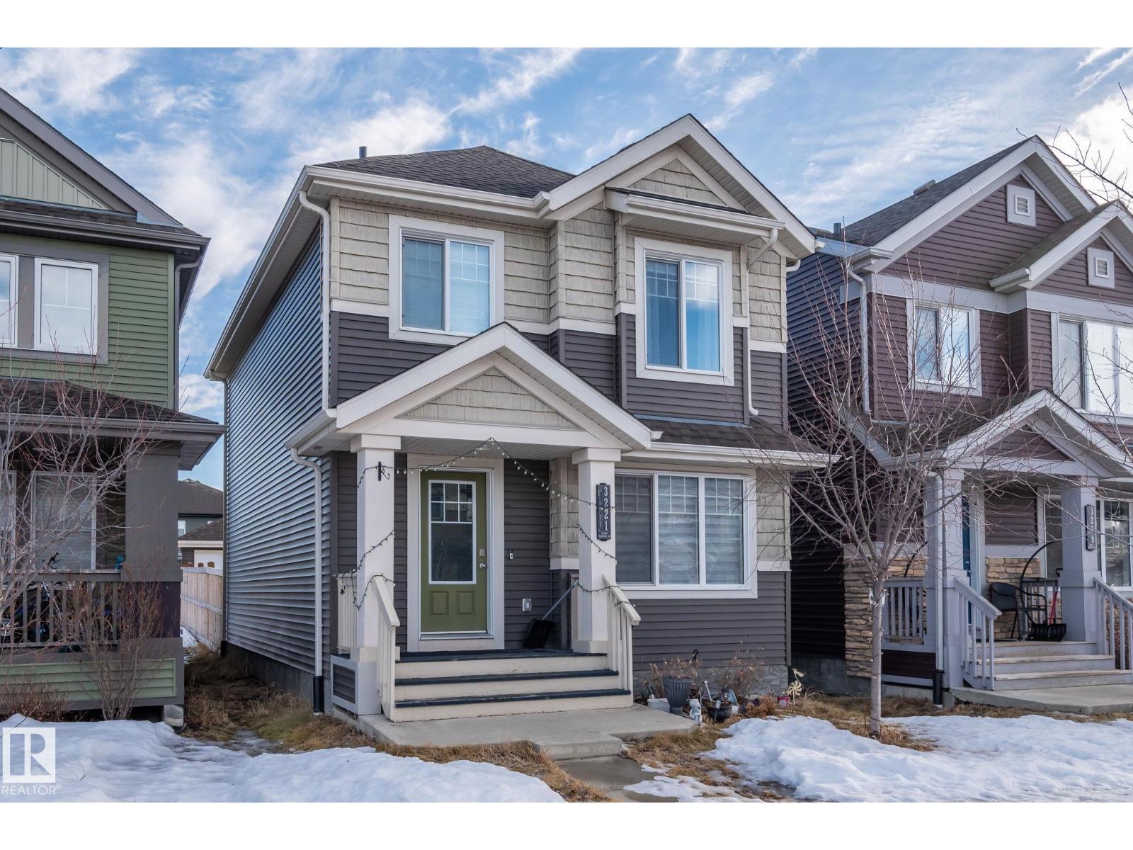 3221 CHERRY CRES SW SW - 2