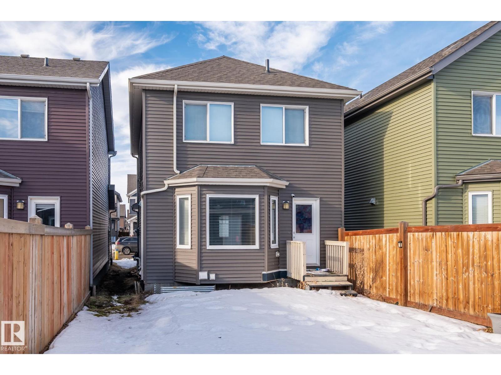3221 CHERRY CRES SW SW - 25