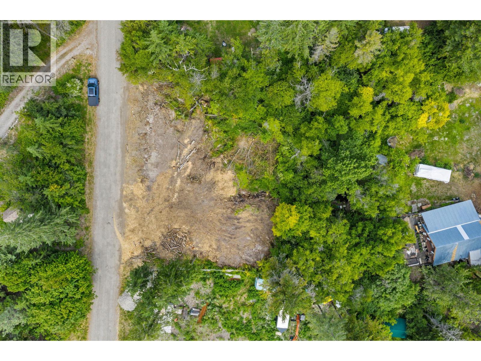  830 Balsam Road, Fintry