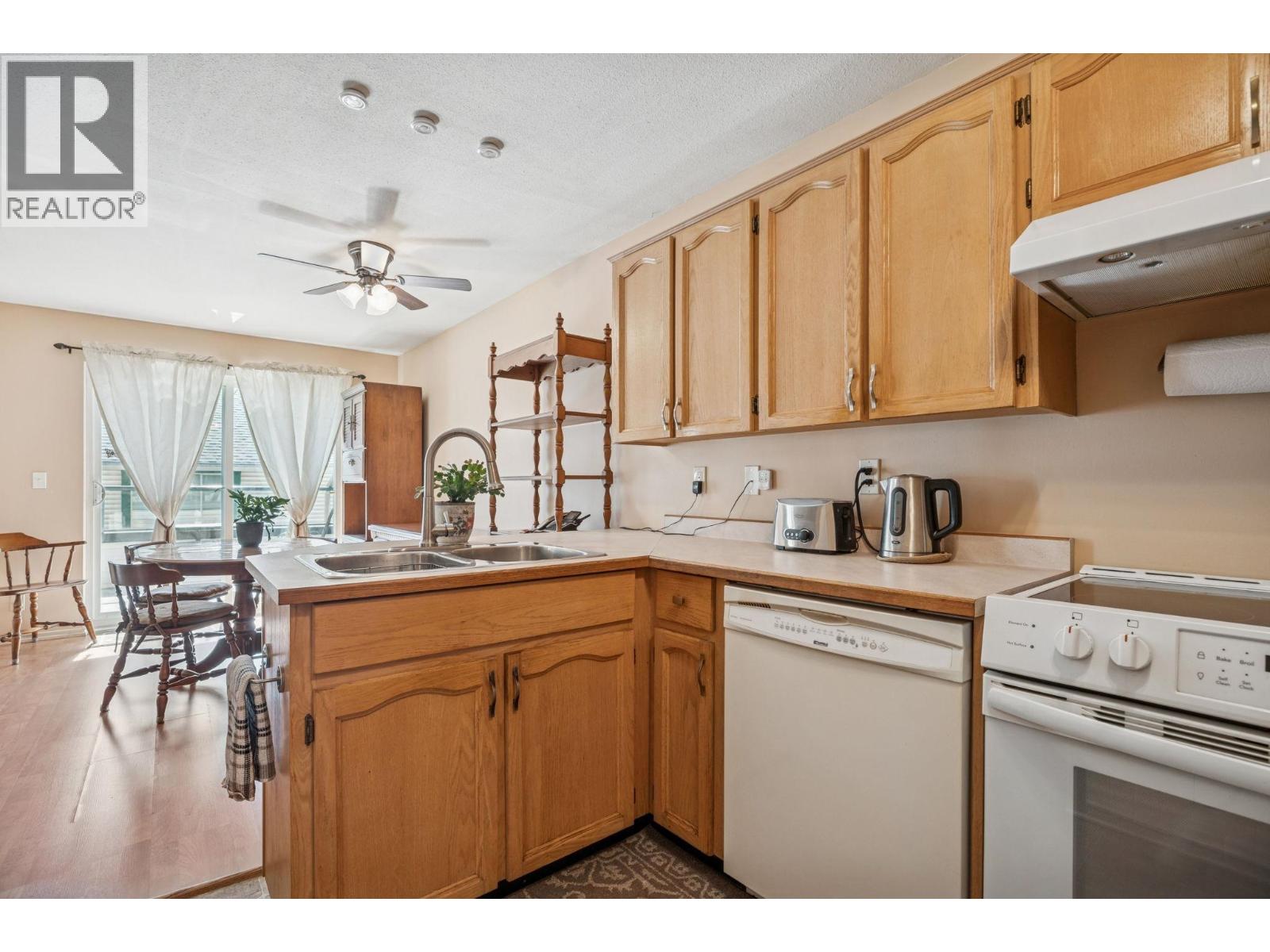 402 11726 225 STREET, Maple Ridge