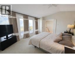 700 Ocean Crest Drive, Furry Creek, BC V8B1A3 Photo 13