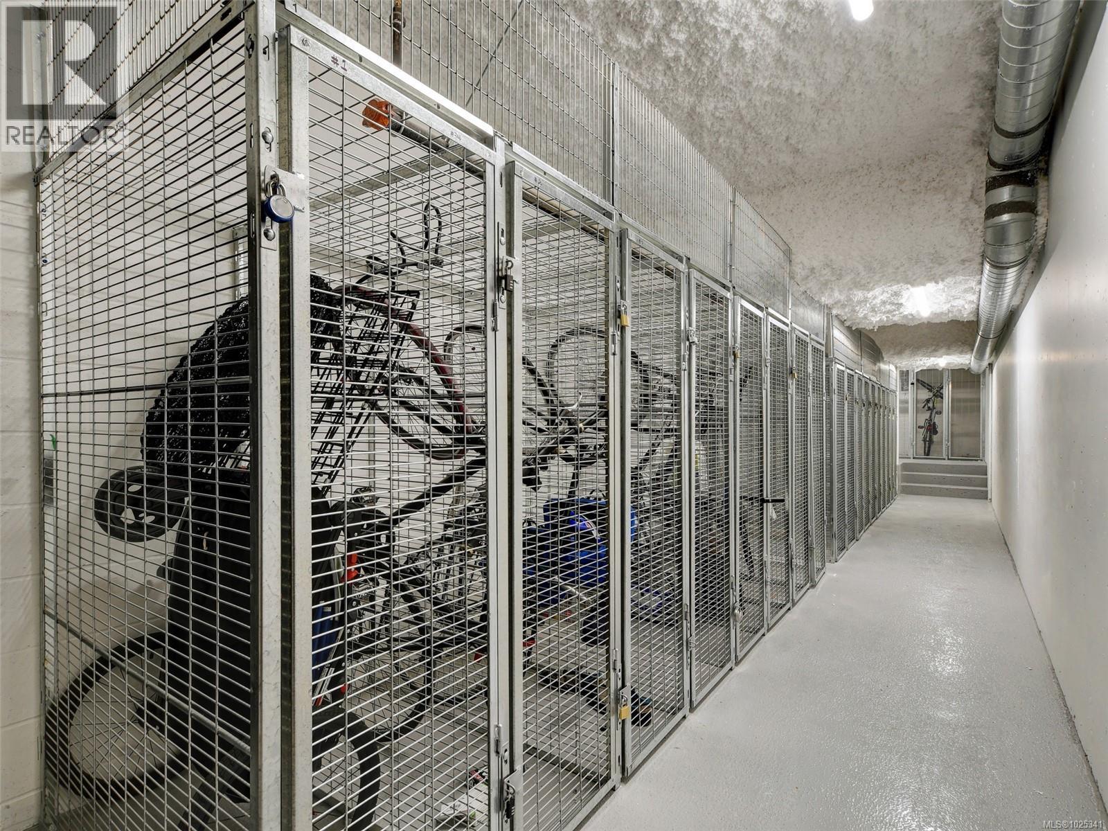 818 1029 View Street, Victoria