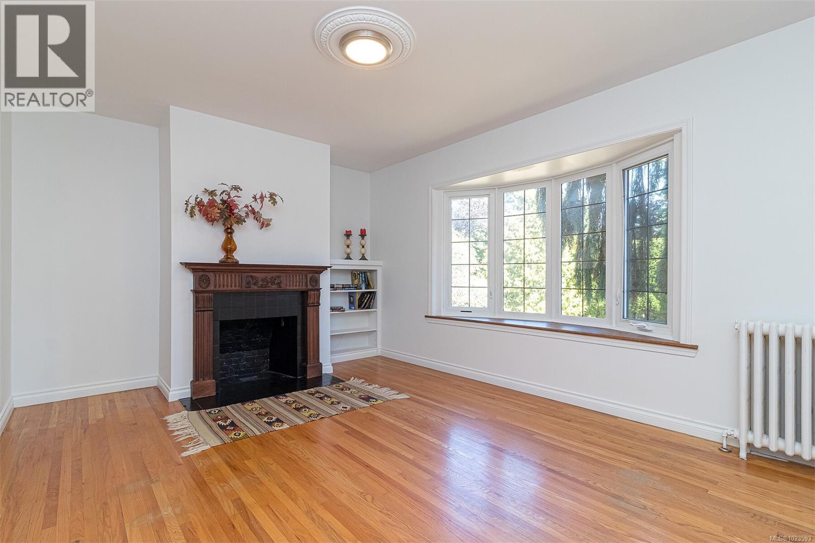  3260 Beach Drive, Oak Bay