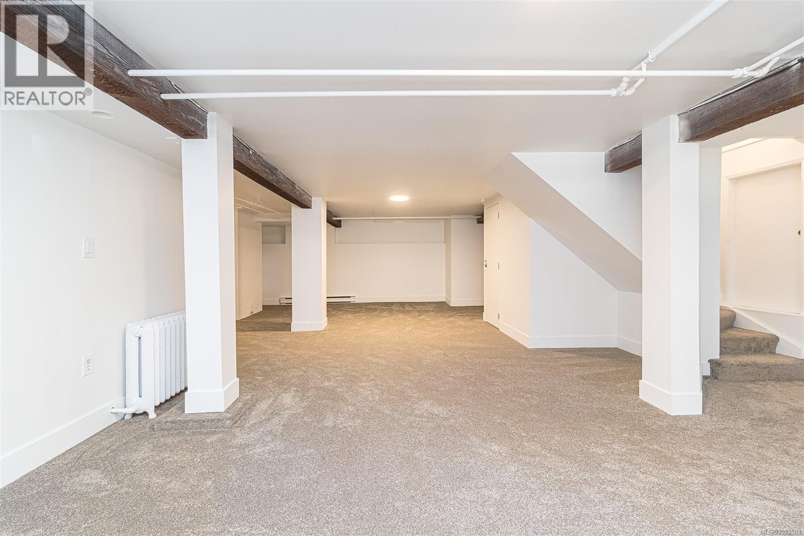  3260 Beach Drive, Oak Bay