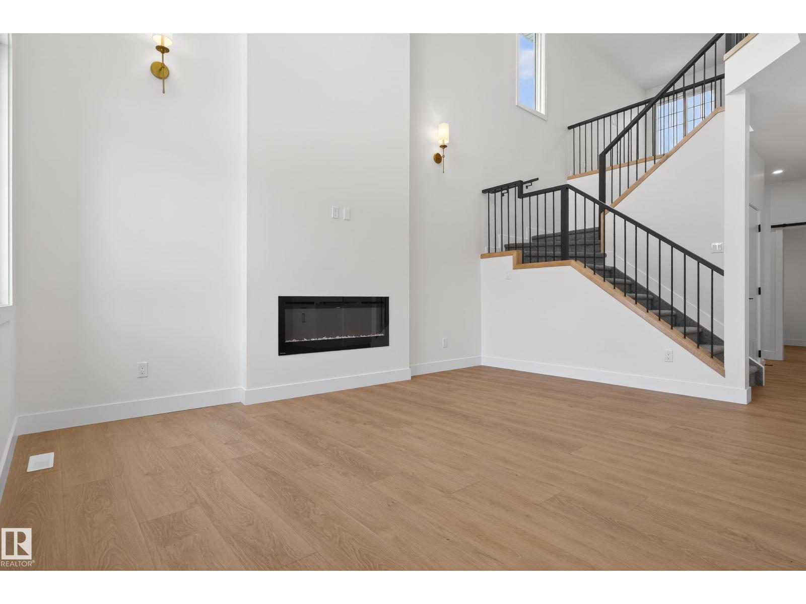 5 ROSA CR, St. Albert