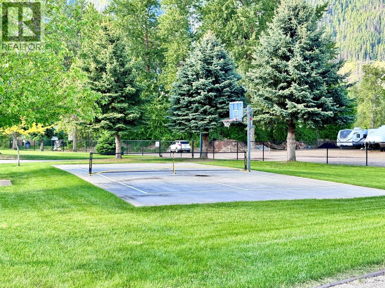 17 1455 Silver Sands Road, Sicamous