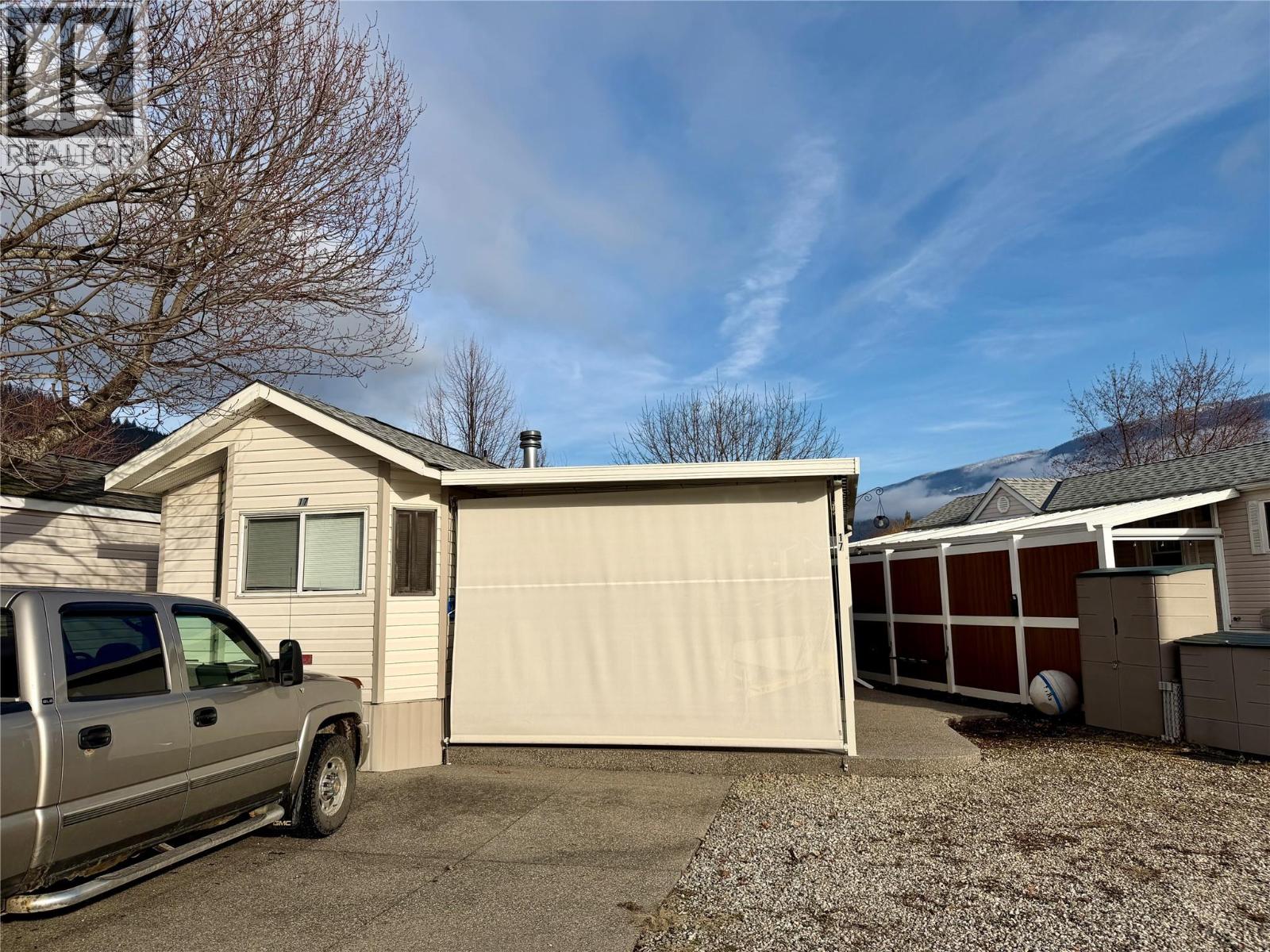 17 1455 Silver Sands Road, Sicamous