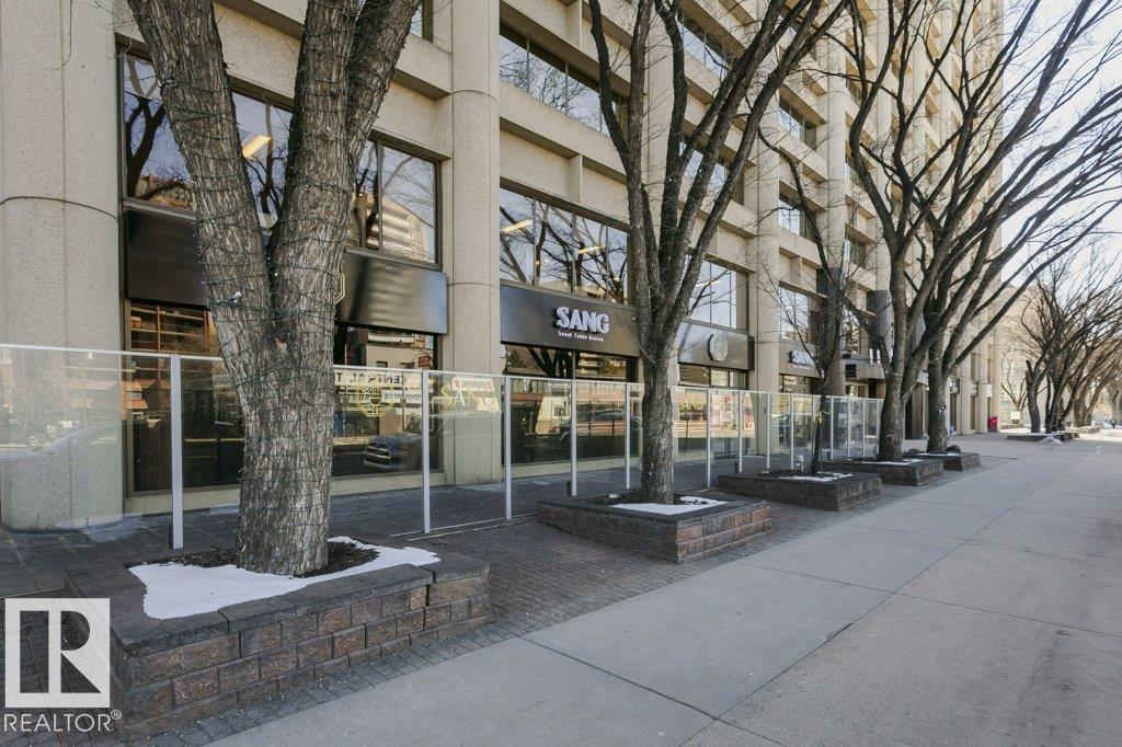 #1208 9939 109 ST NW NW - 52
