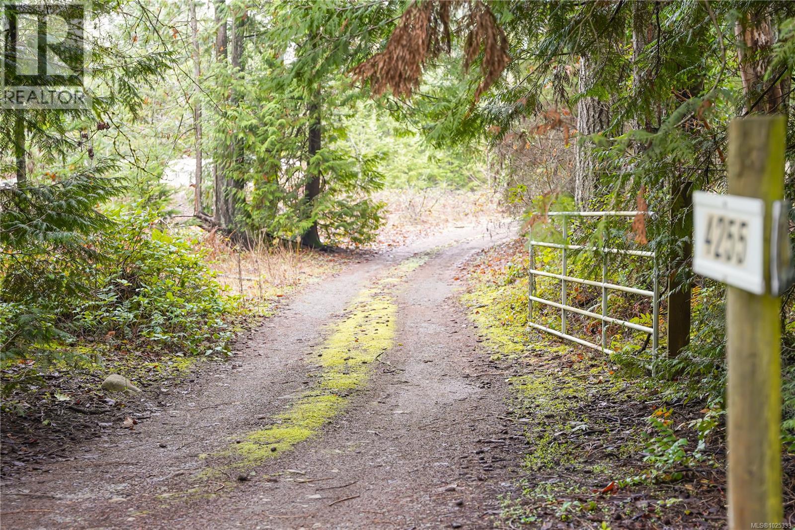 4255 Yellow Point Rd - Photo 3 of 21, Ladysmith, British Columbia