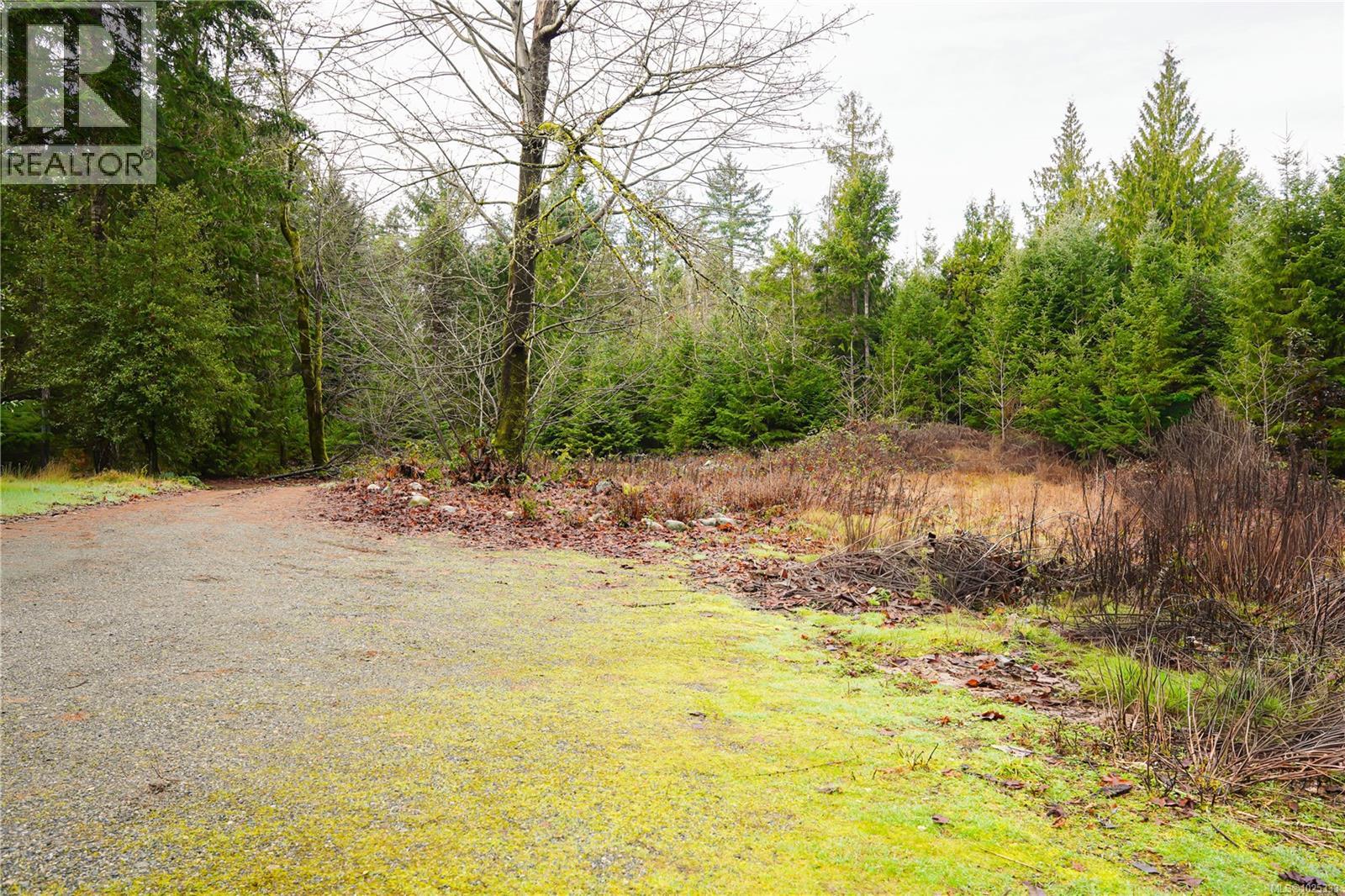 4255 Yellow Point Rd - 5