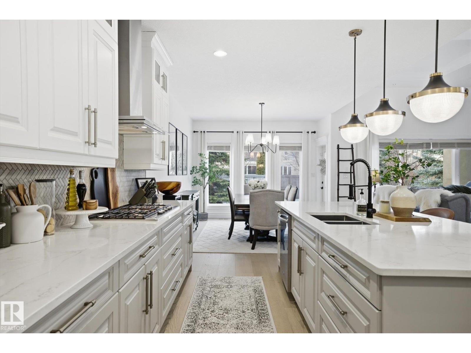 #14 10550 ELLERSLIE RD SW, Edmonton