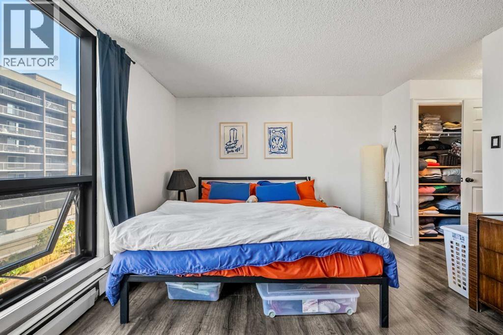 Single Family House for Sale in    Avenue SW Beltline Calgary 