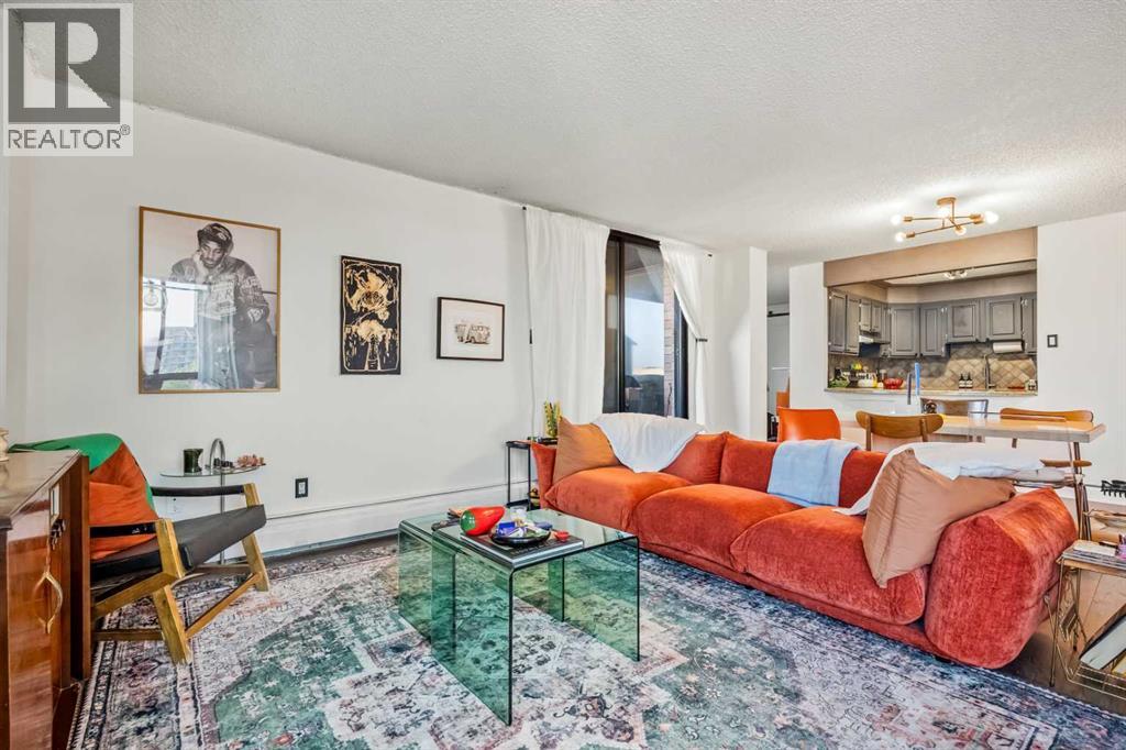 Single Family House for Sale in    Avenue SW Beltline Calgary 