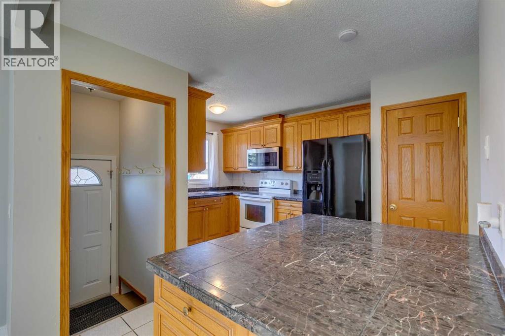 Single Family House Bungalow for Sale in  Dover Ridge Drive SE Dover Calgary 