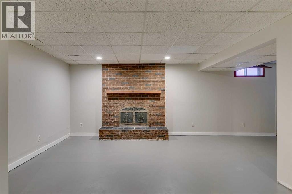 Single Family House Bungalow for Sale in  Dover Ridge Drive SE Dover Calgary 