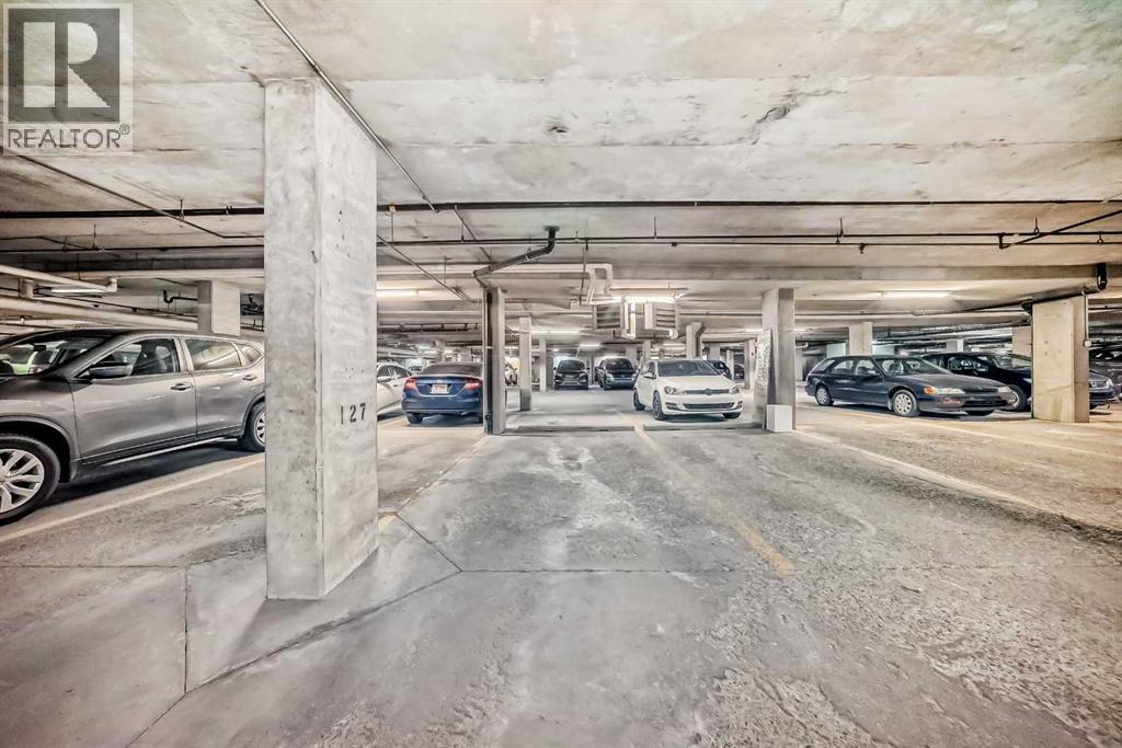 Single Family House for Sale in   Richard Court SW Lincoln Park Calgary 