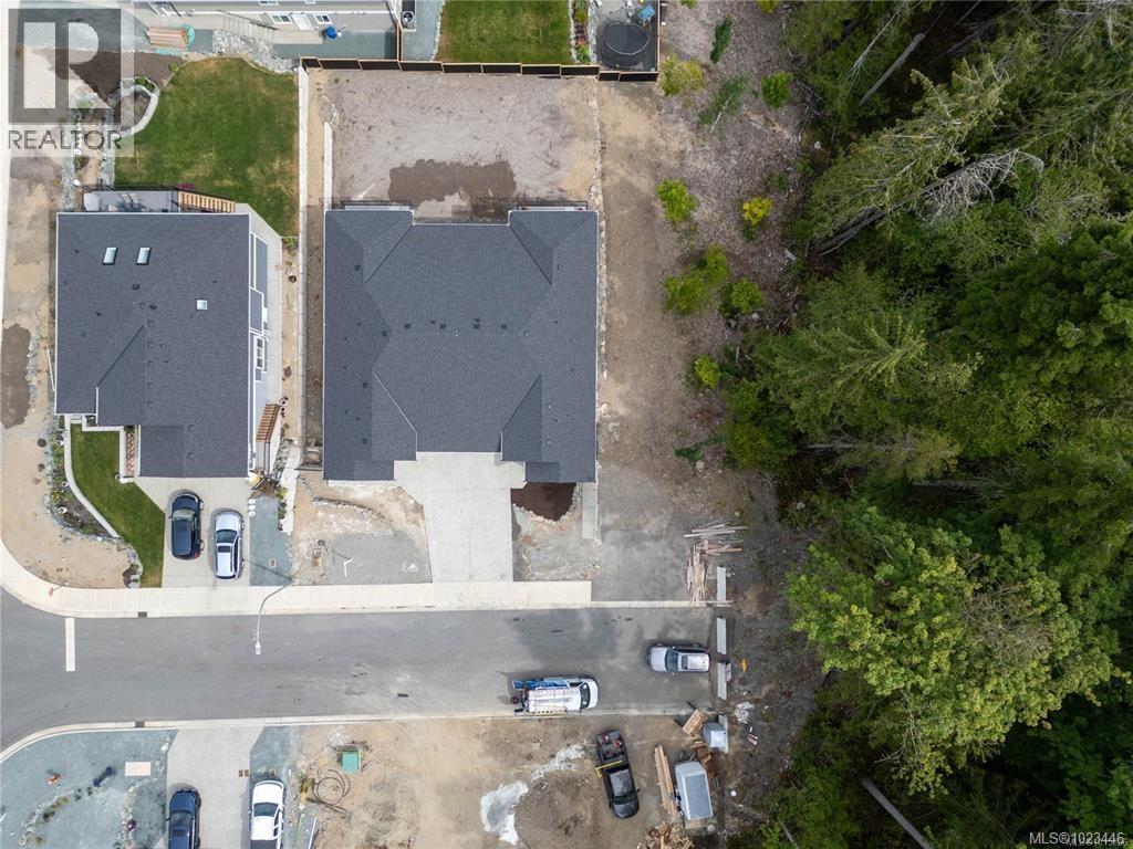 671 SANDERSON RD - 61