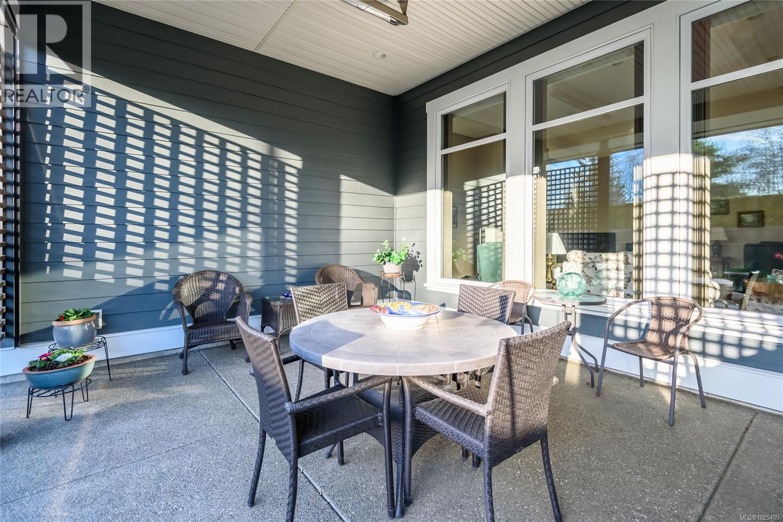 207 1290 Crown Isle Dr, Courtenay