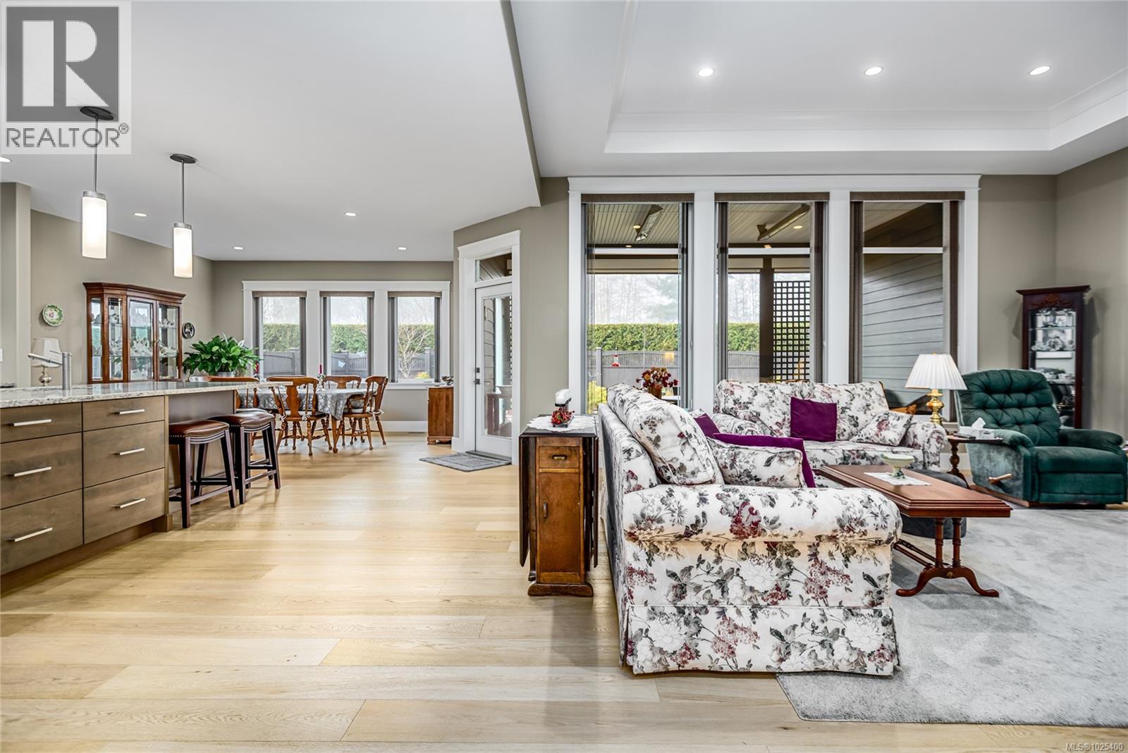 207 1290 Crown Isle Dr, Courtenay