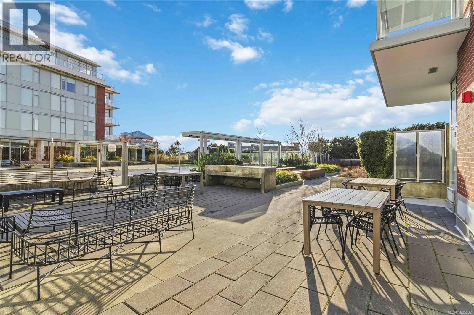 506 60 Saghalie Road, Victoria