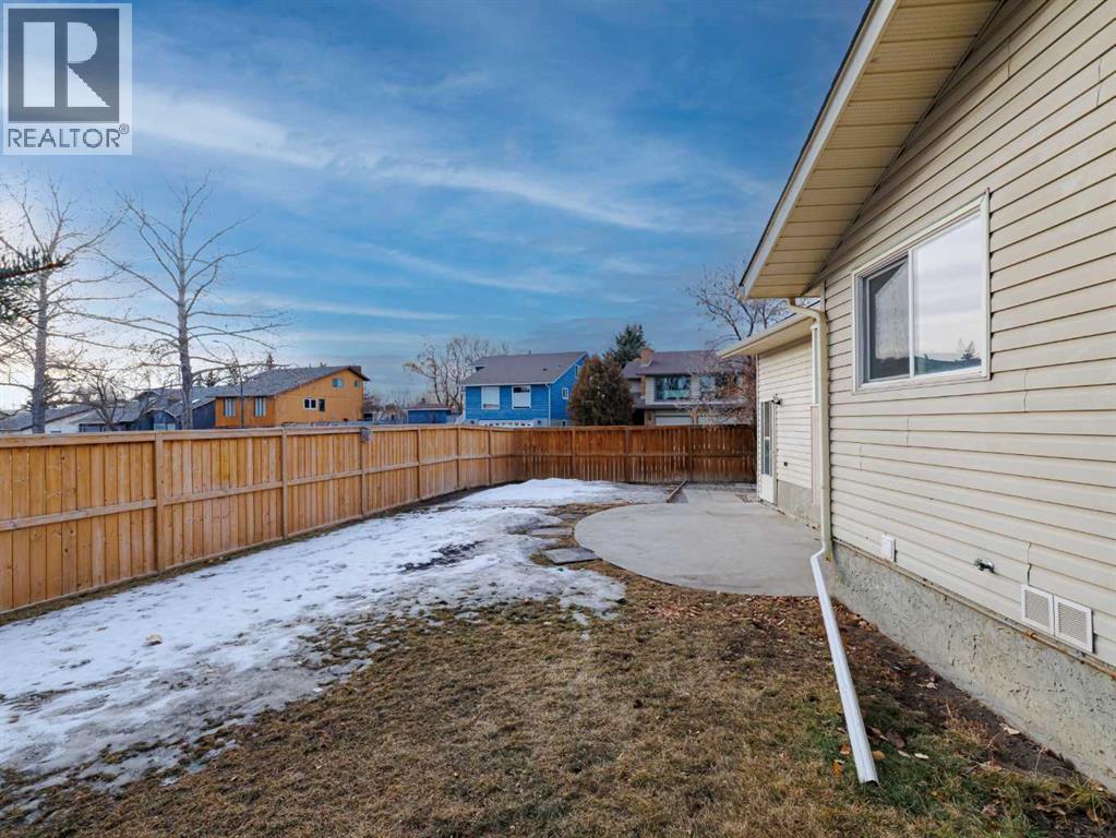 Single Family House Bungalow for Sale in  Dalcastle Mews NW Dalhousie Calgary 