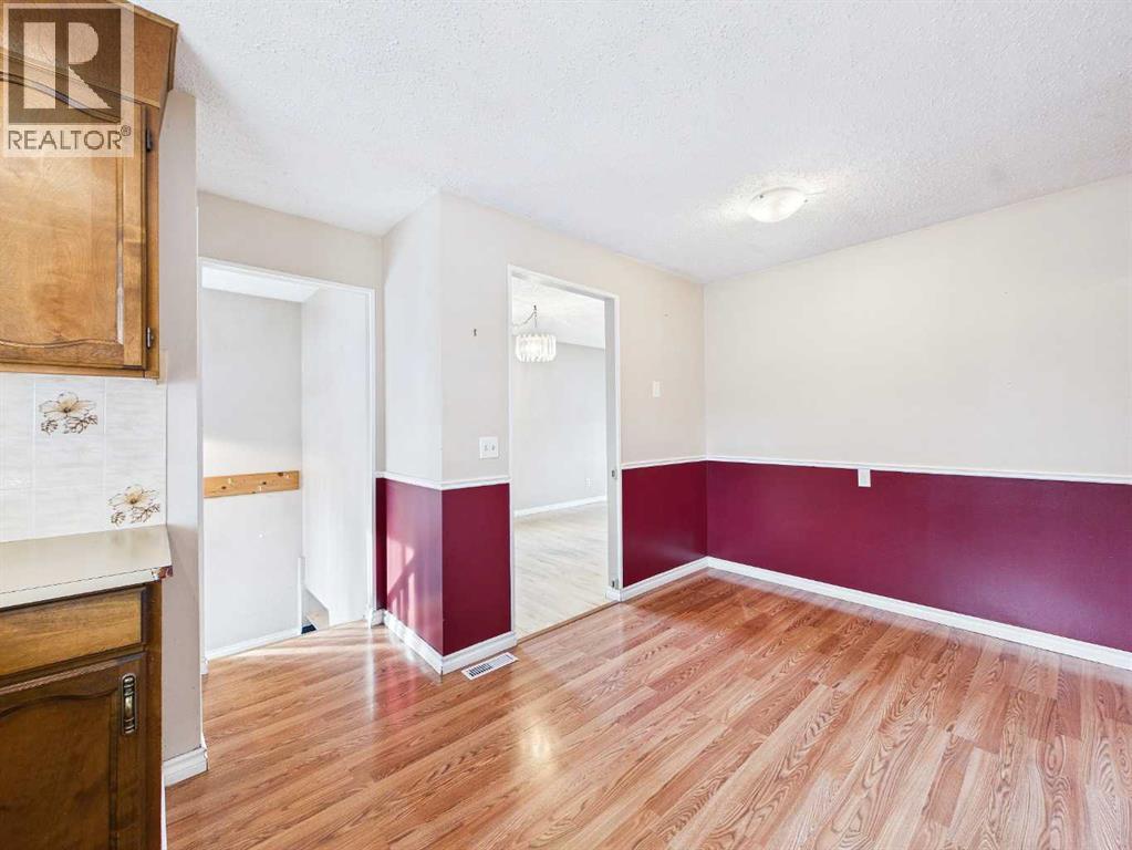 Single Family House Bungalow for Sale in  Dalcastle Mews NW Dalhousie Calgary 