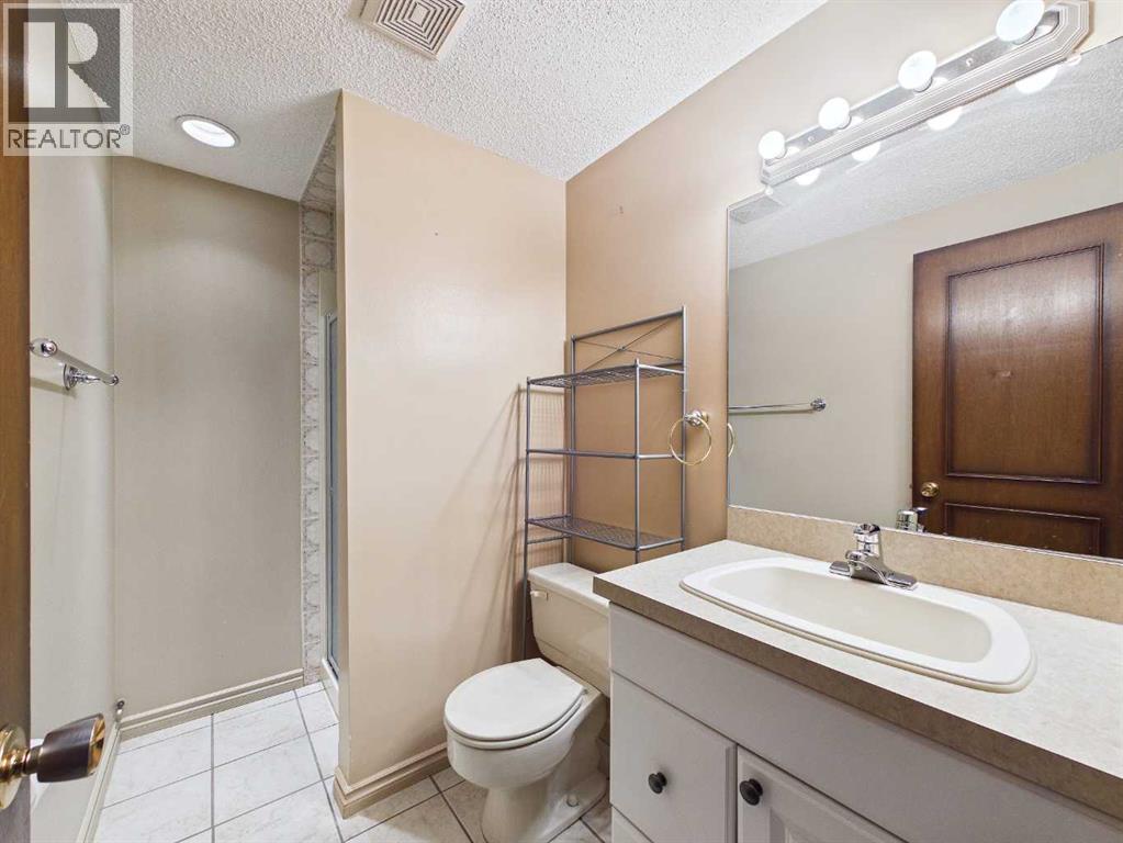 Single Family House Bungalow for Sale in  Dalcastle Mews NW Dalhousie Calgary 