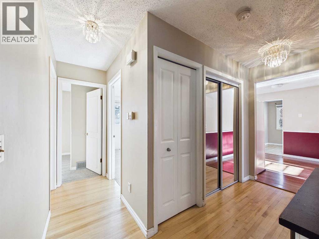 Single Family House Bungalow for Sale in  Dalcastle Mews NW Dalhousie Calgary 