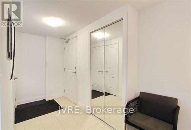 107 - 12 WOODSTREAM BOULEVARD - Photo 3 of 22, Vaughan (Vaughan Grove), Ontario