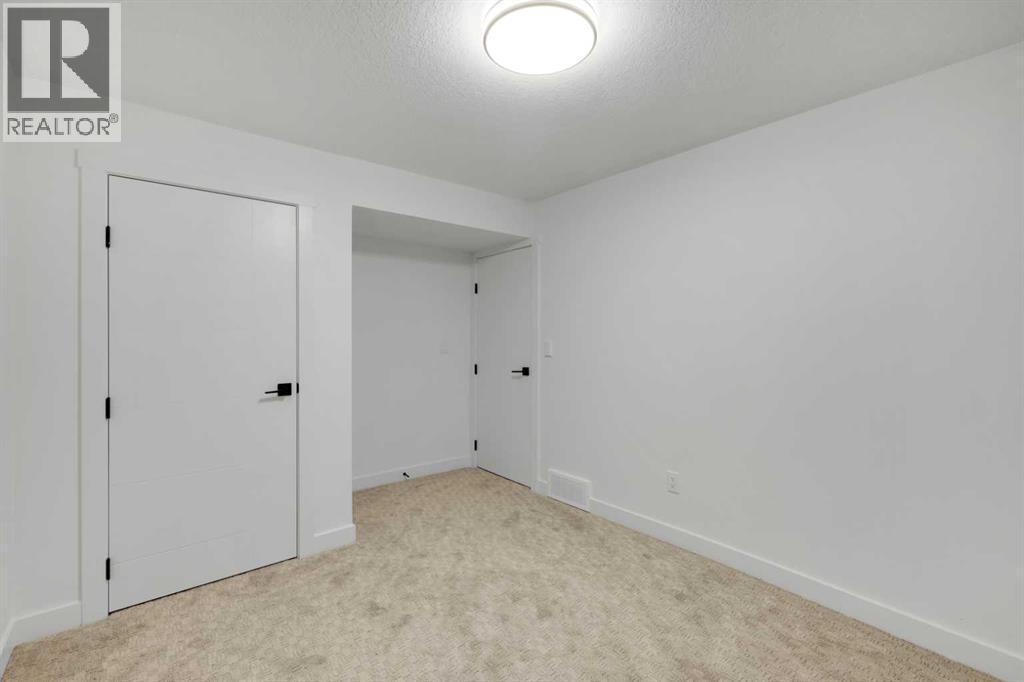 Single Family House Bungalow for Sale in  Travois Crescent NE Thorncliffe Calgary 